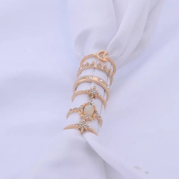 Golden Celestial Princess Midi Ring Set - Picture 4 of 8